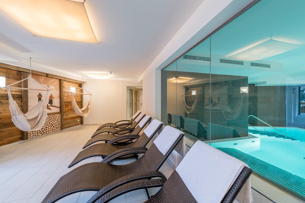 A Casa Saphir Appartement-Hotel Sölden Rum bild